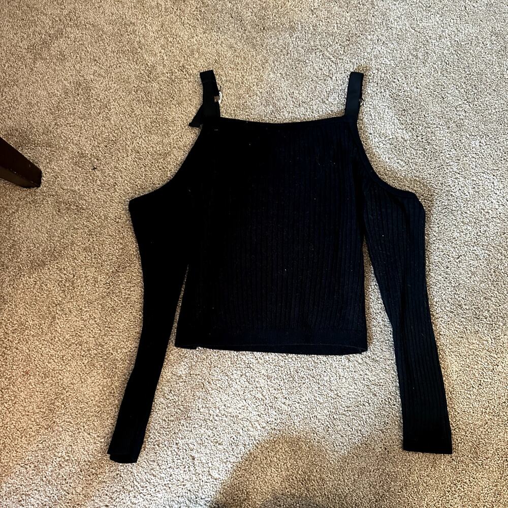 Topshop Ribbed‎ Cold Shoulder Top - Picture 2 of 5